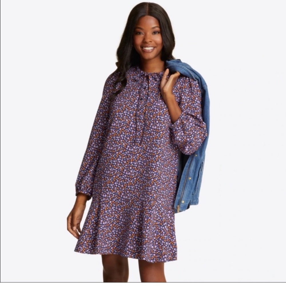 Draper James Shift Dress. Large. Provides nice shape-Just add sandals or boots!